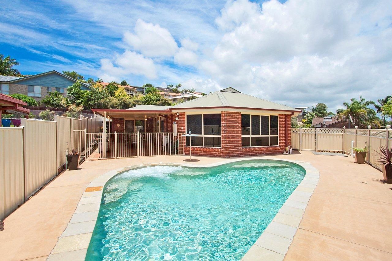 19 Nandina Terrace, BANORA POINT NSW 2486