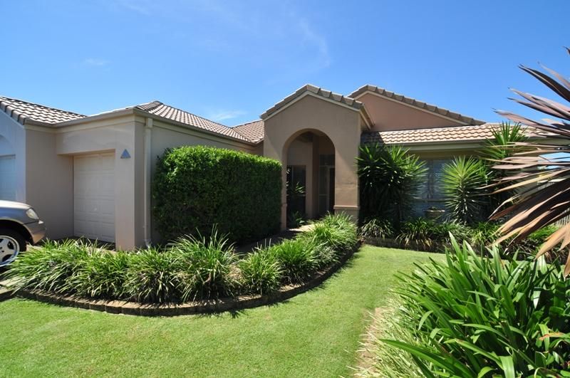 9 Broxbourne Place, OXENFORD, QLD 4210