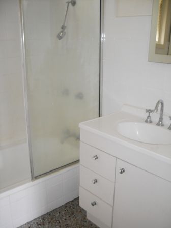 2/55 Shafston Avenue, KANGAROO POINT, QLD 4169