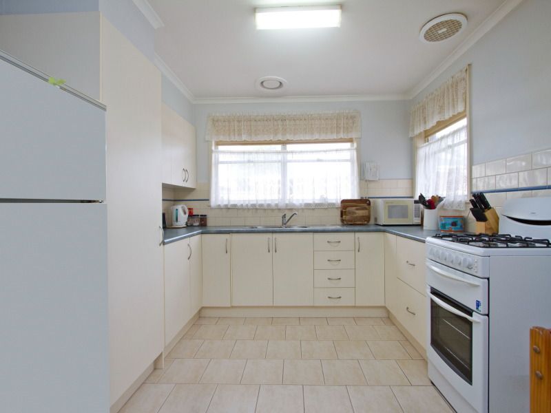 17 Wirilda Crescent, FRANKSTON NORTH, VIC 3200