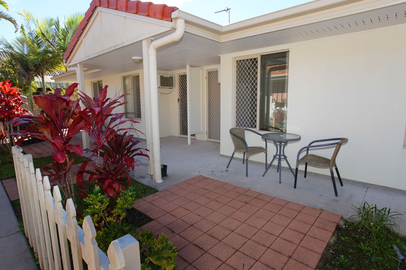 26 Yinni Street, MAROOCHYDORE QLD 4558