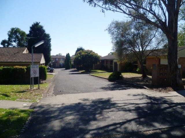 4/120 Oxford Road, INGLEBURN, NSW 2565