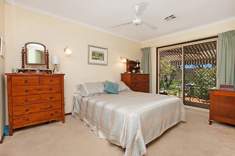 10 Spenfeld Court, VALLEY VIEW, SA 5093
