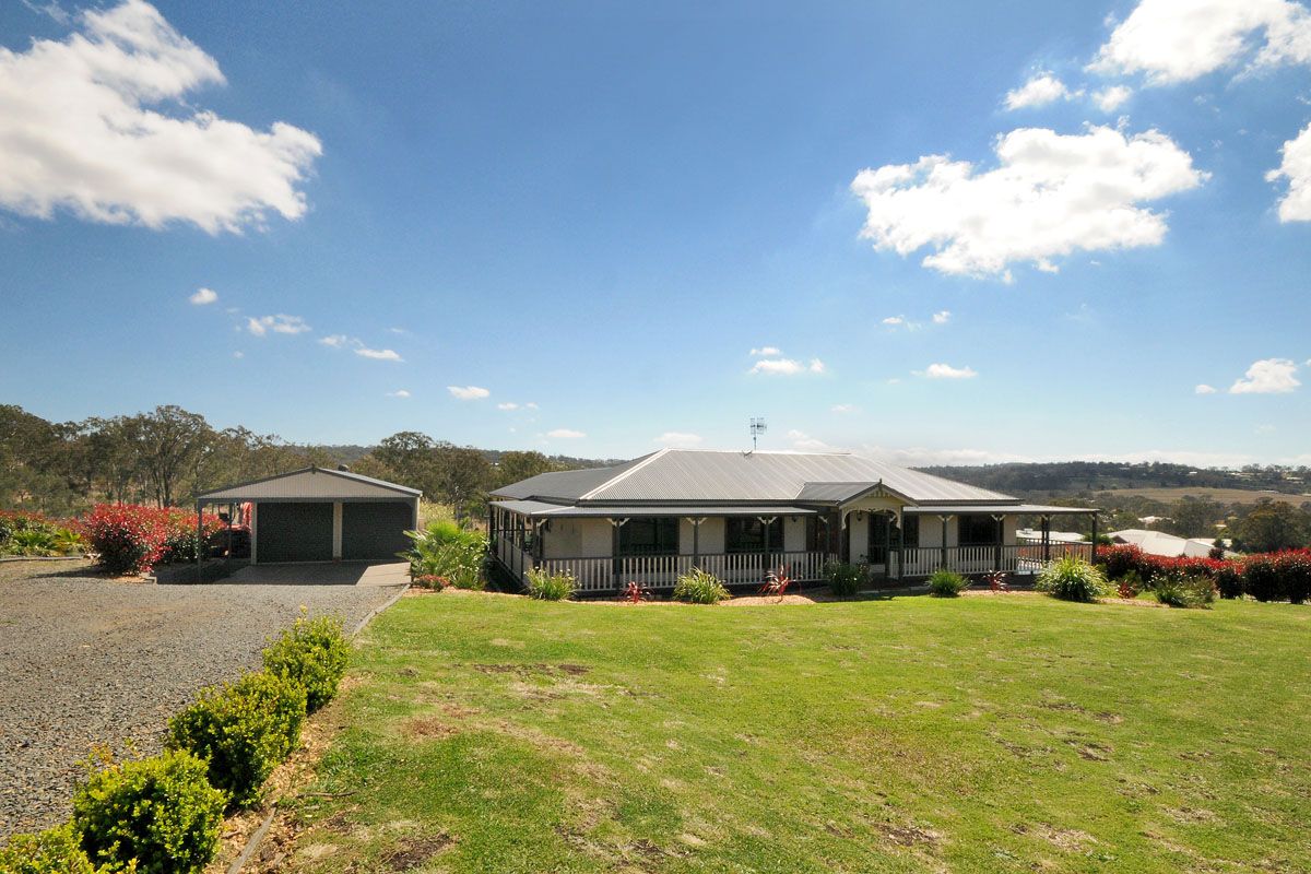 11 Carmelina Court, HODGSON VALE, QLD 4352