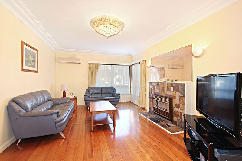 3 Kelvinside Street, HUGHESDALE, VIC 3166