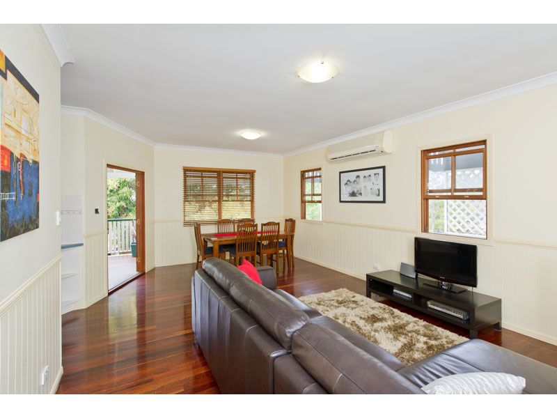 30 Dovedale Crescent, Ashgrove, QLD 4060