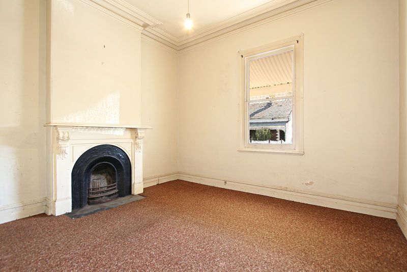 2 Thomas Street South, WINDSOR, VIC 3181