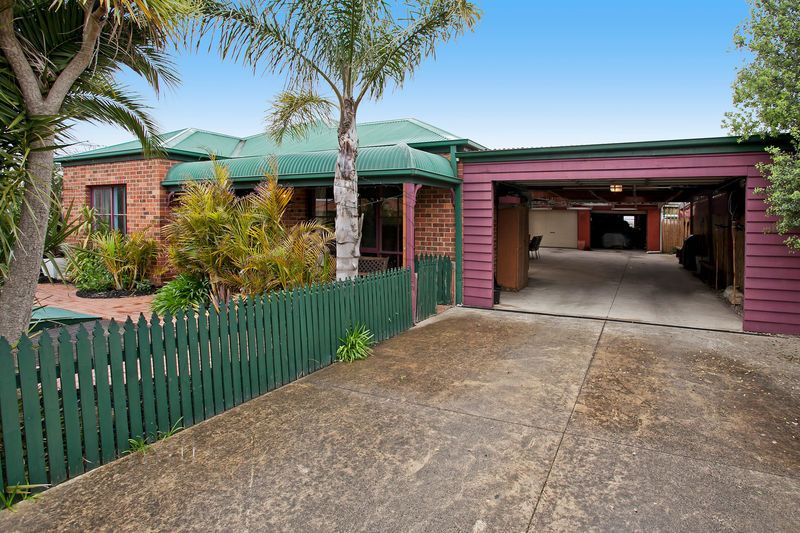 3 Canowindra Place, GROVEDALE, VIC 3216