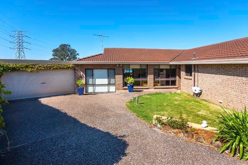 6 Landy Close, EDENSOR PARK, NSW 2176