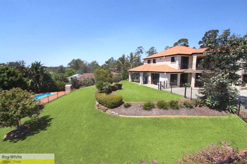 5 Snow Wood Drive, EATONS HILL QLD 4037