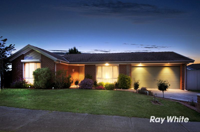 6 Kibo Court, CRANBOURNE, VIC 3977