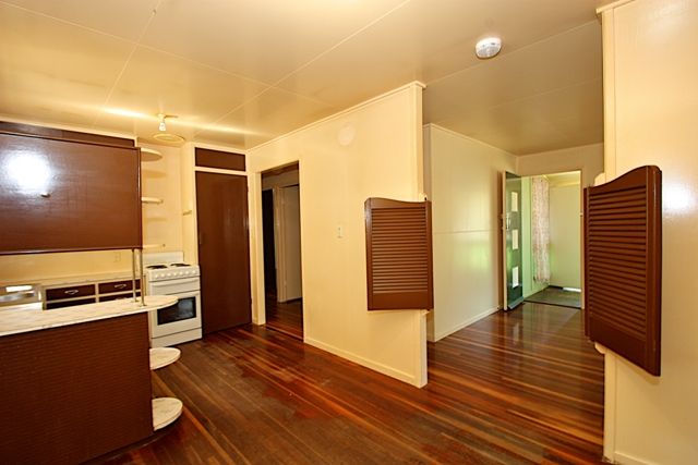 8 Weldon Street, NORTH IPSWICH, QLD 4305