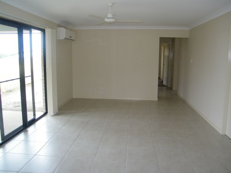 55 Koowin Drive, KIRKWOOD, QLD 4680