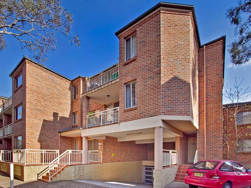 7-9 Railway Parade, ENGADINE NSW 2233