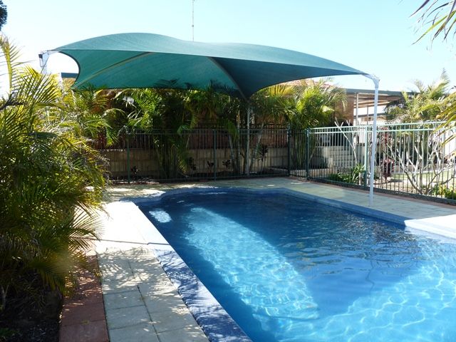 15 Mitchell Heights, DONGARA, WA 6525