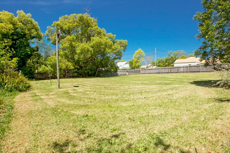 17 Monaghan Avenue, NOWRA, NSW 2541
