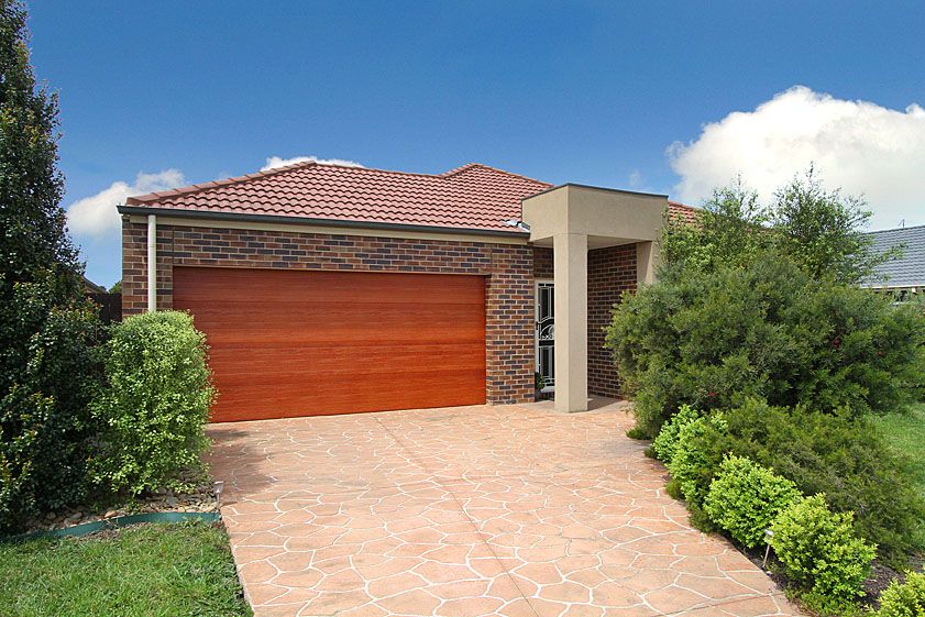 32 Long Island Circuit, CRAIGIEBURN VIC 3064