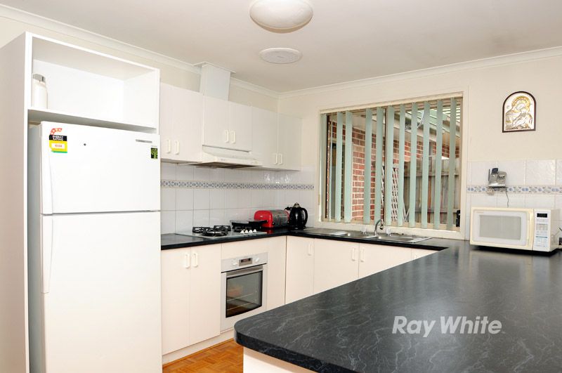 9 Verdant Drive, KEYSBOROUGH, VIC 3173