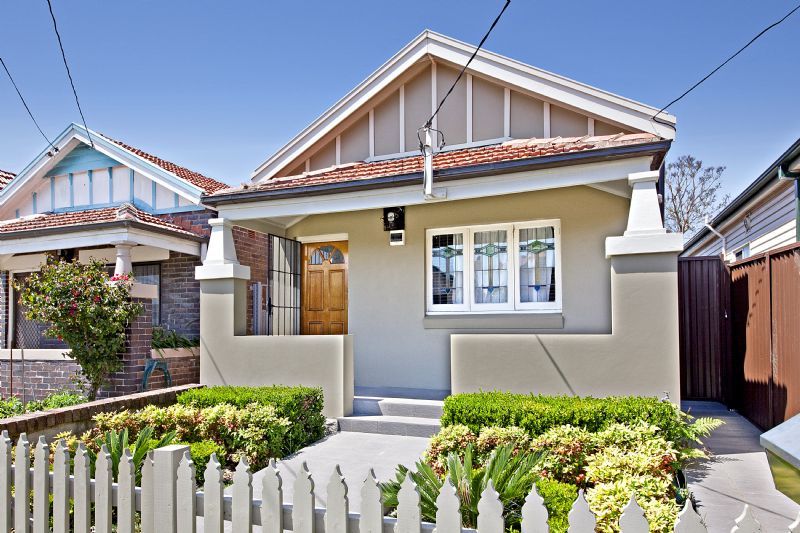 88 River Street, EARLWOOD NSW 2206