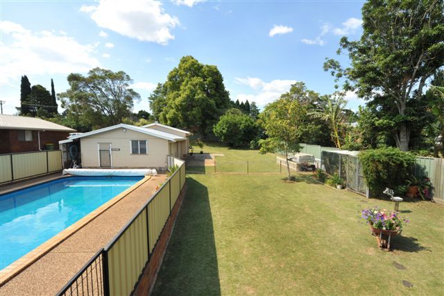 15 Ipswich Street, EAST TOOWOOMBA, QLD 4350
