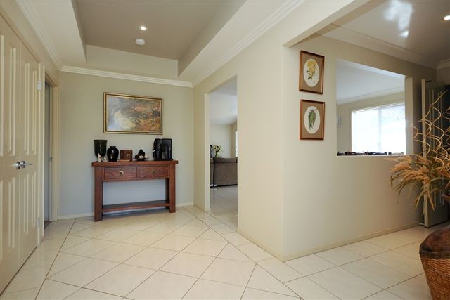 15 Mitchell Road, HIGHFIELDS, QLD 4352