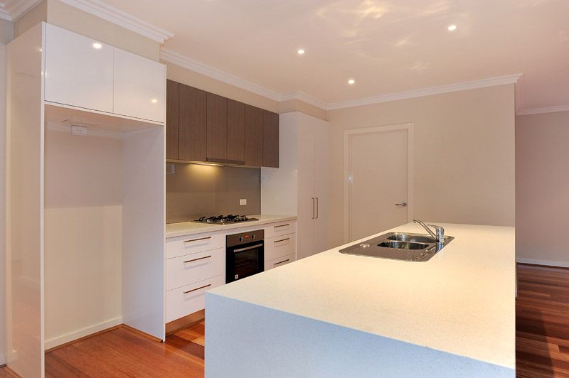 2/101 Bergins Road, ROWVILLE, VIC 3178