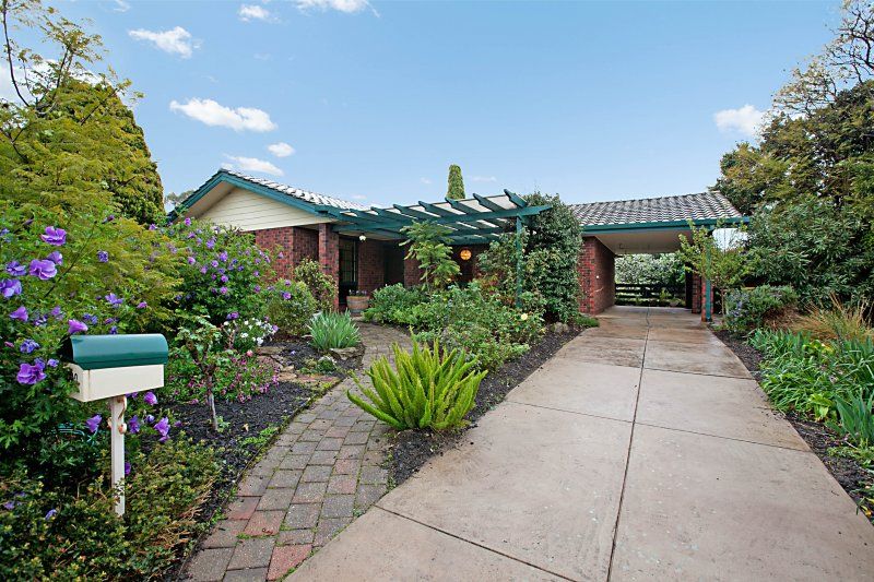 22 Rosemary Drive, MODBURY NORTH SA 5092