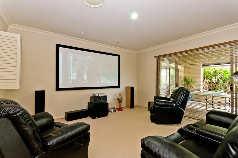 39 Kurrajong Place, BRIDGEMAN DOWNS, QLD 4035