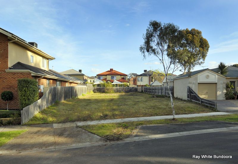 27 Mt Cooper Drive, BUNDOORA, VIC 3083