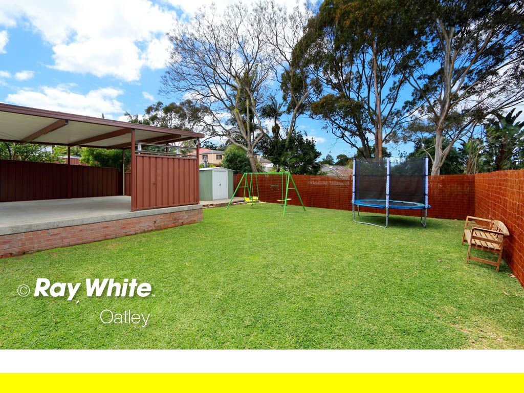 11 Barwon Road, MORTDALE, NSW 2223