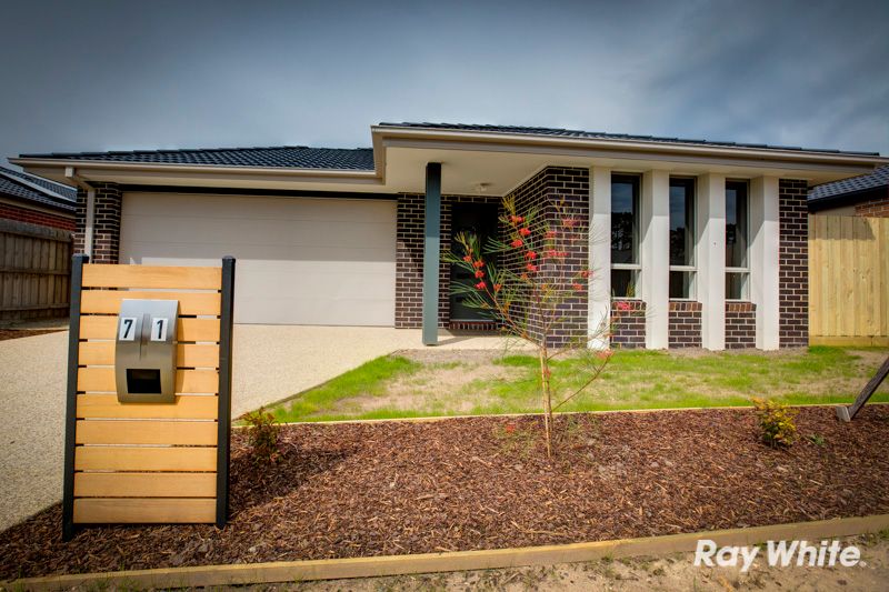 71 Melissa Way, Pakenham, VIC 3810