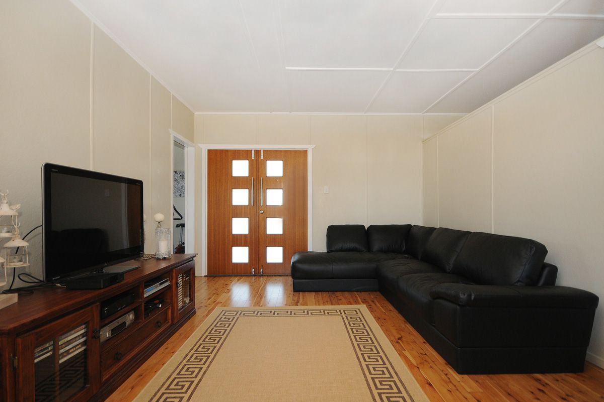 86 Holberton Street, NEWTOWN, QLD 4350