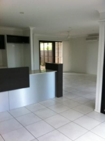 8/36 Tenth Avenue, WINDSOR, QLD 4030