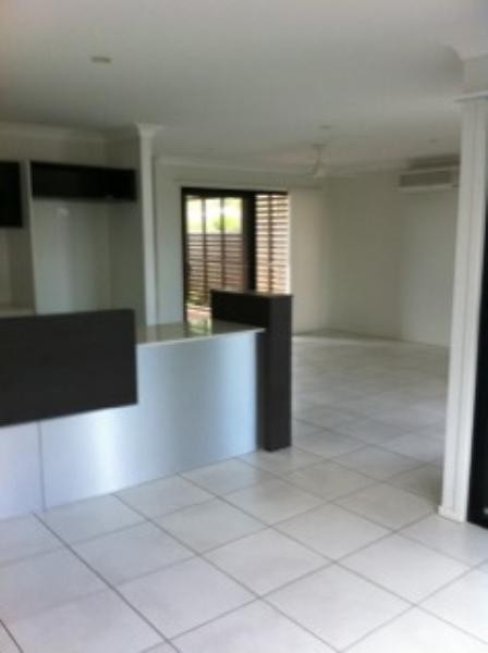 8/36 Tenth Avenue, WINDSOR, QLD 4030