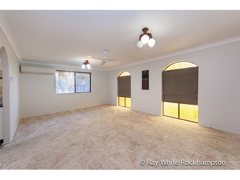 17 Kelman Street, NORMAN GARDENS, QLD 4701