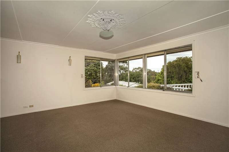 10 Melrose Street, LARA, VIC 3212