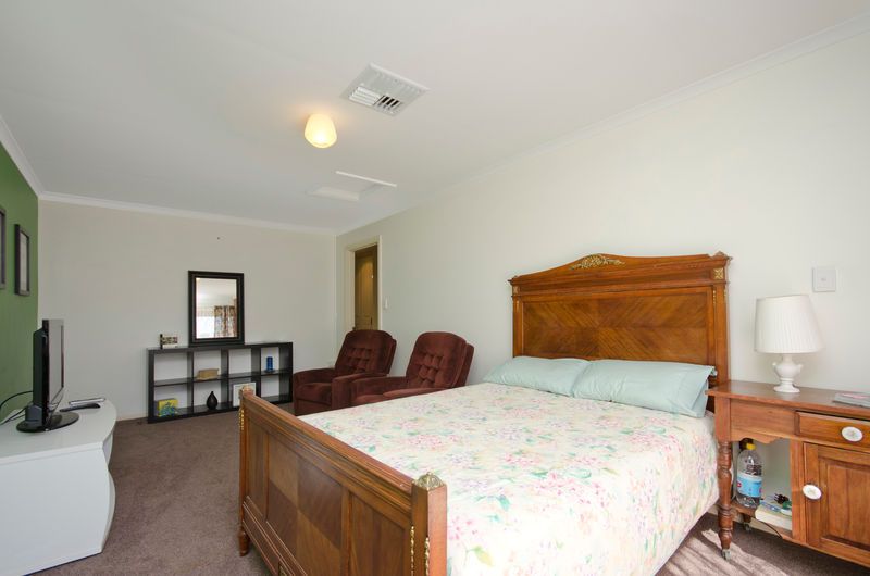 32 Russell Street, ETHELTON, SA 5015