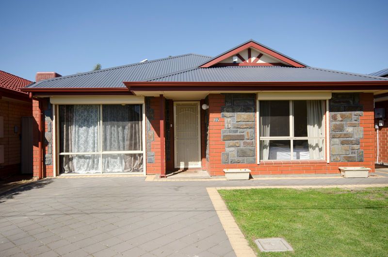 32 Russell Street, ETHELTON SA 5015