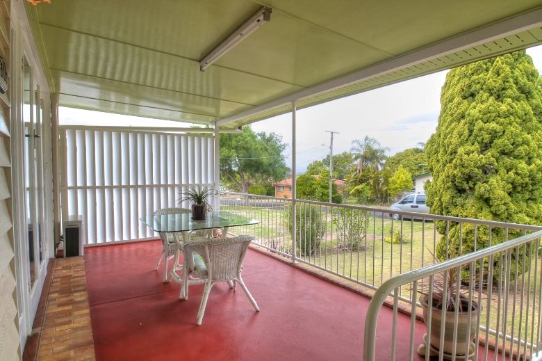 2 PHYLLIS Street, EASTERN HEIGHTS, QLD 4305