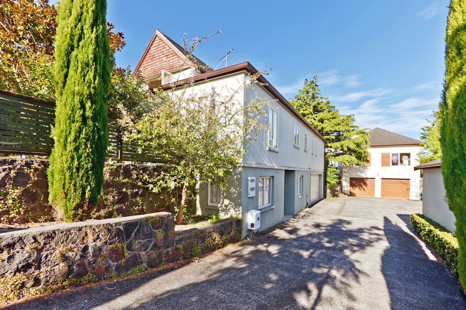 72a Parr Terrace, CASTOR BAY, North Shore City