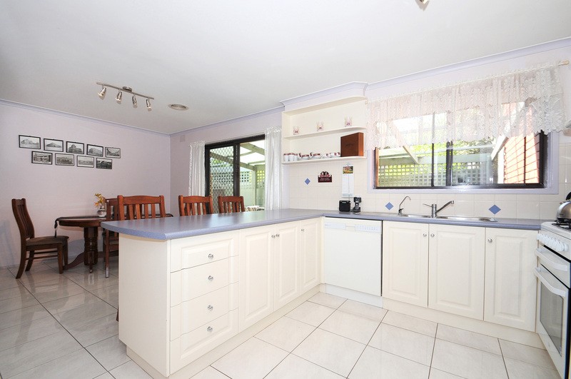88 Lyrebird Drive, CARRUM DOWNS, VIC 3201