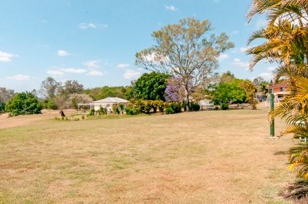 15 Burton Street, NORTH BOOVAL, QLD 4304