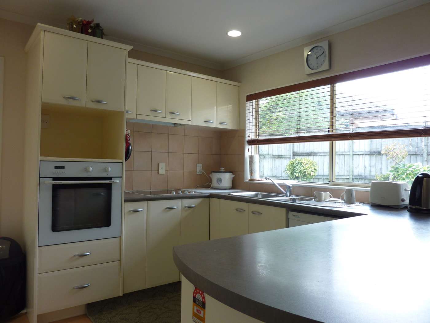 35 Heyington Way photo 6