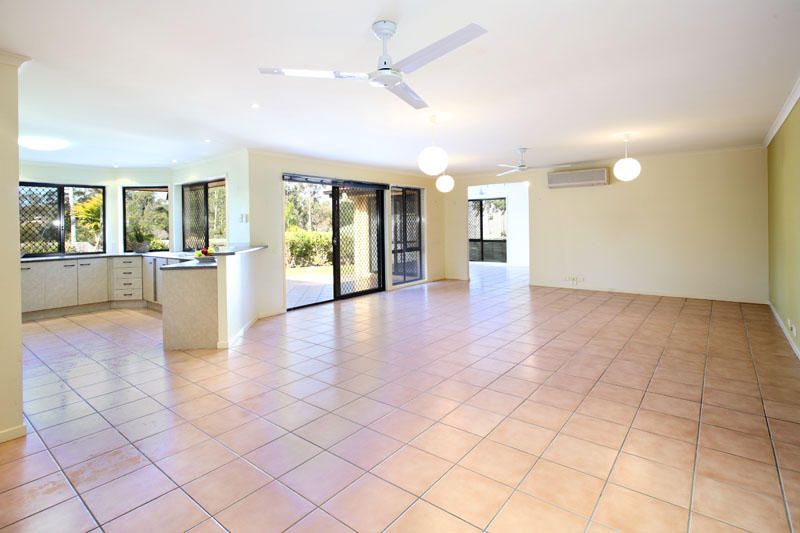 6 Sellers Place, MCDOWALL, QLD 4053