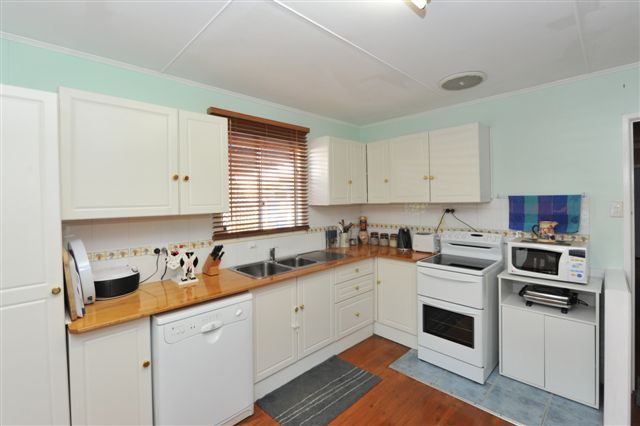 18 Waverley Street, NORTH TOOWOOMBA, QLD 4350