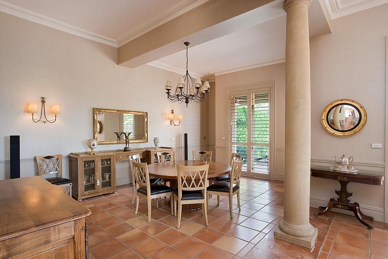 1 Chapel Road (corner Wentworth Road), VAUCLUSE, NSW 2030