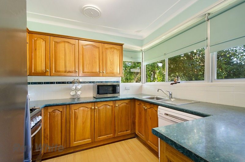 4 Brucedale Drive, BAULKHAM HILLS, NSW 2153