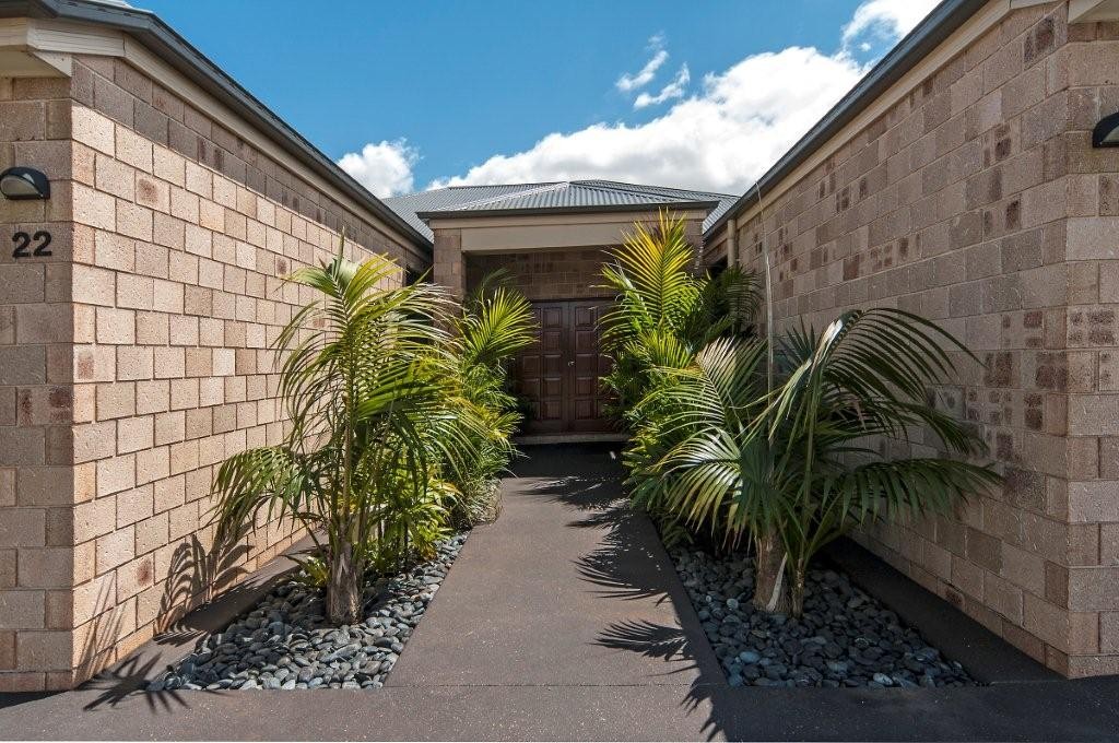 22 Kingfisher Close, HIGHFIELDS, QLD 4352