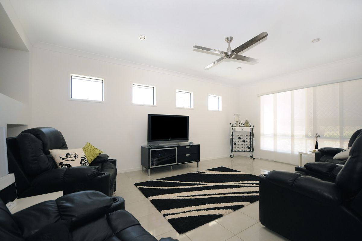 5 Sunrise Court, Gowrie Junction, QLD 4352