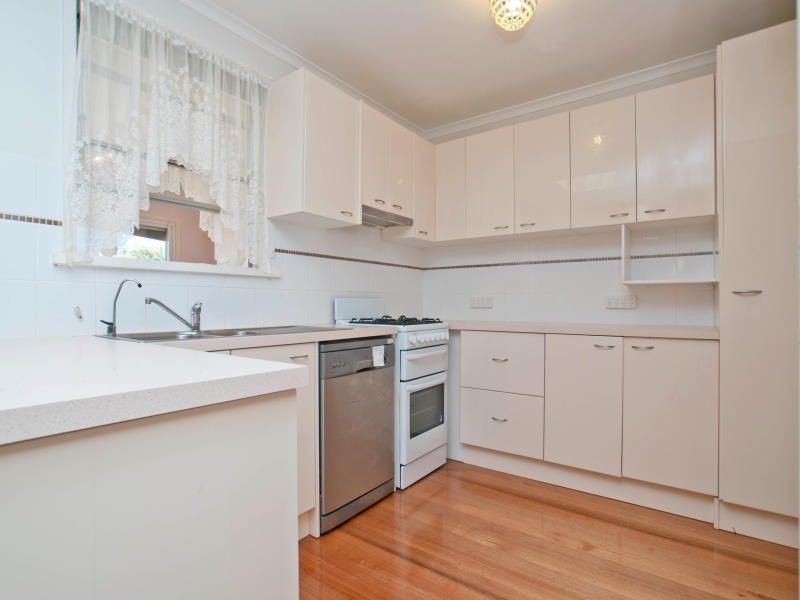 124 Tamarisk Drive, FRANKSTON NORTH, VIC 3200